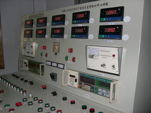 減速機(jī)性能試驗(yàn)臺